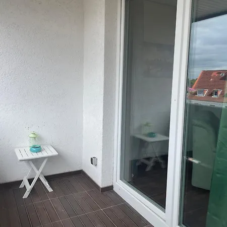 Helle Mit Balkon Apartamento Itzehoe