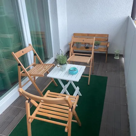 Helle Mit Balkon * Itzehoe